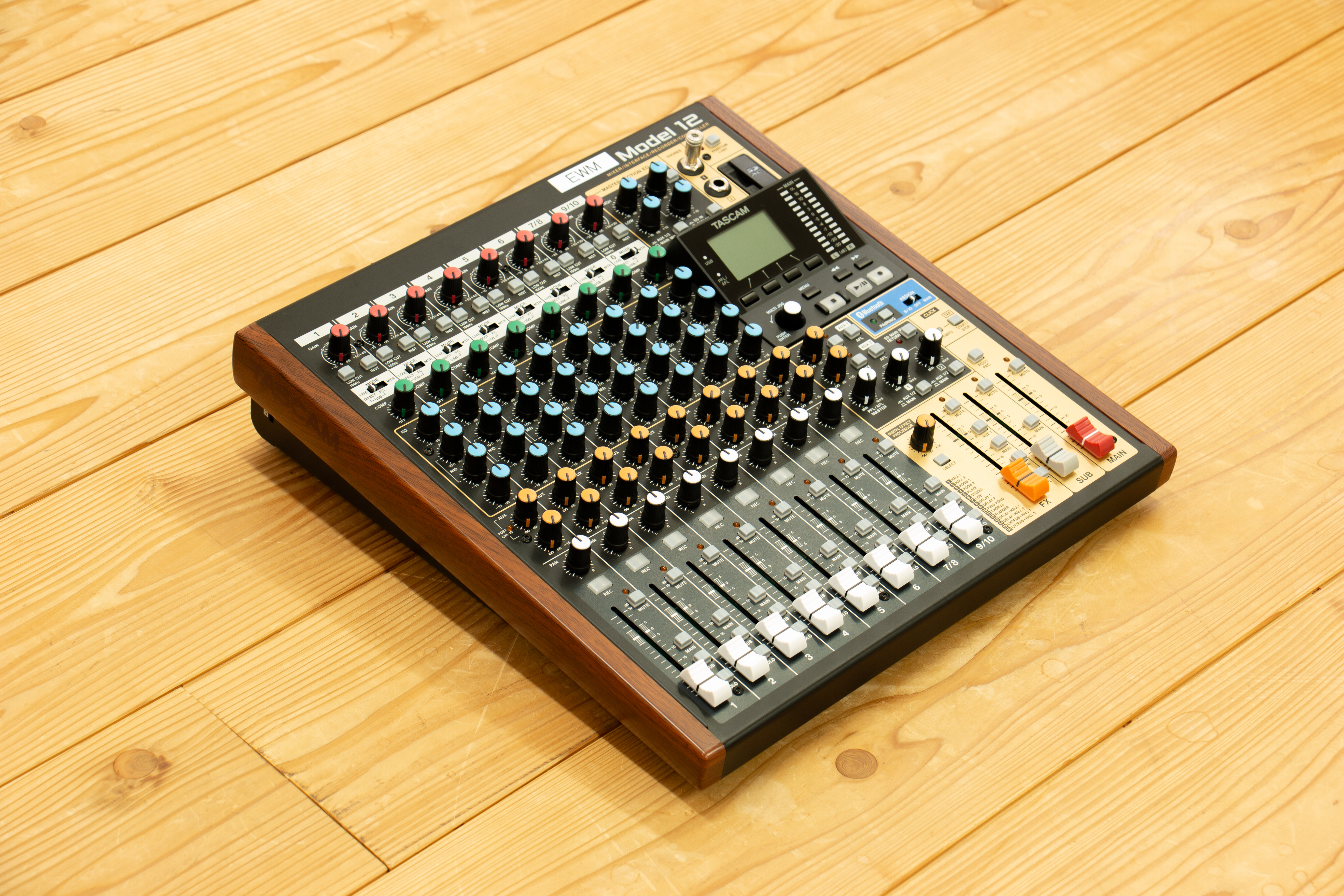 TASCAM Model 12
